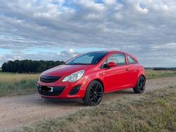 Rot Gebraucht 2013 Opel Corsa Kleinwagen | 2.499 € (Fairer Preis)