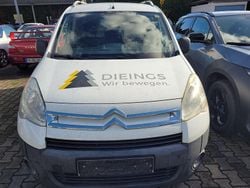 Weiß Gebraucht 2012 Citroën Berlingo Van / Kleinbus | 1.450 € (Fairer Preis)