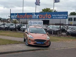 Orange Gebraucht 2018 Ford Fiesta Titanium Kleinwagen | 11.999 € (Guter Preis)