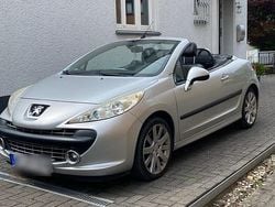 Silber Gebraucht 2007 Peugeot 207 CC Cabrio | 3.450 € (Guter Preis)