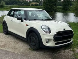 Weiß Gebraucht 2016 Mini ONE Kleinwagen | 6.600 € (Fairer Preis)