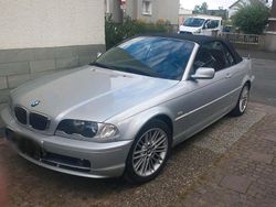 Silber Gebraucht 2001 BMW 320 Cabriolet Cabrio | 9.000 € (Etwas zu teuer)