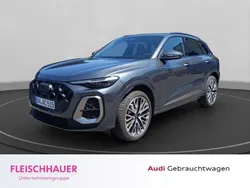 Grau Gebraucht 2025 Audi Q5 Edition .1 SUV | 65.990 € (Guter Preis)