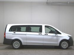 Weiss Gebraucht 2024 Mercedes Vito Van / Kleinbus | 45.480 €