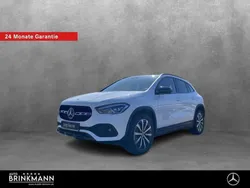 Weiß Gebraucht 2023 Mercedes GLA180 Progressive SUV | 32.690 € (Superpreis)