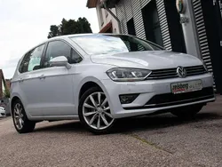 White silver metallic Gebraucht 2017 VW Golf Sportsvan Highline Van / Kleinbus | 16.900 € (Fairer Preis)