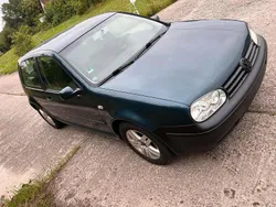 Grün Gebraucht 2002 VW Golf IV Kleinwagen | 1.400 € (Fairer Preis)