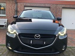 Schwarz Gebraucht 2015 Mazda 2 Sports-Line Kleinwagen | 8.490 € (Etwas zu teuer)