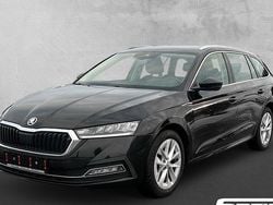 Blackmagic perleffekt Gebraucht 2022 Skoda Octavia Style Kombi | 20.990 € (Guter Preis)