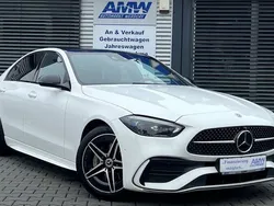 Polarweiss unilack Gebraucht 2021 Mercedes C300 AMG line Limousine | 39.800 €