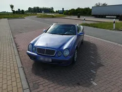 Blau Gebraucht 2000 Mercedes CLK230 Elegance Cabrio | 6.790 € (Etwas zu teuer)
