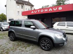 Grau Gebraucht 2013 Skoda Yeti Ambition SUV | 13.900 € (Fairer Preis)