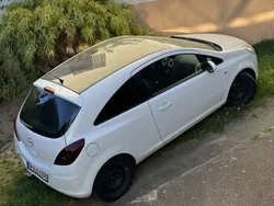 Weiß Gebraucht 2009 Opel Corsa Color Edition Limousine | 2.100 € (Guter Preis)