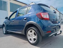 Blau Gebraucht 2016 Dacia Sandero Prestige Kleinwagen | 6.790 €