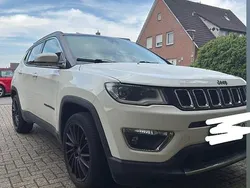 Weiß Gebraucht 2018 Jeep Compass SUV | 13.000 €