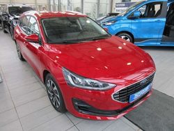 Blau Neu 2025 Ford Focus Titanium Kombi | 32.990 € (Teuer)