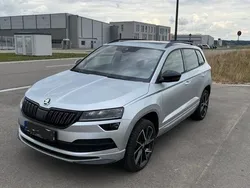 Silber Gebraucht 2021 Skoda Karoq SportLine SUV | 26.300 € (Fairer Preis)