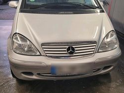 Grau Gebraucht 2003 Mercedes A190 Limousine | 3.700 € (Etwas zu teuer)