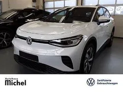 Weiß Gebraucht 2025 VW ID.4 Pro Performance SUV | 43.530 € (Guter Preis)