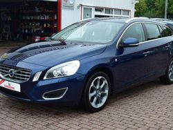 Blau Gebraucht 2012 Volvo V60 Ocean Race Kombi | 5.490 € (Fairer Preis)