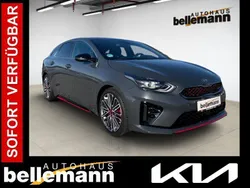 Grau Gebraucht 2021 Kia ProCeed Comfort Kleinwagen | 26.880 € (Fairer Preis)