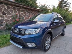 Blau Gebraucht 2018 Dacia Sandero Essentiel Kleinwagen | 7.990 € (Fairer Preis)