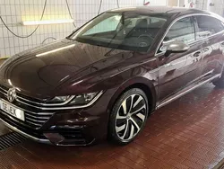 Rot Gebraucht 2018 VW Arteon R-line Coupé | 25.500 € (Etwas zu teuer)