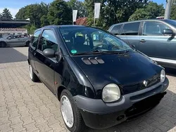 Schwarz Gebraucht 2005 Renault Twingo Kleinwagen | 800 €