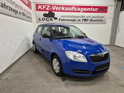 Blau Gebraucht 2010 Skoda Fabia Classic Kleinwagen | 4.980 € (Etwas zu teuer)