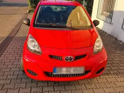 Rot Gebraucht 2009 Toyota Aygo Kleinwagen | 1.850 € (Fairer Preis)