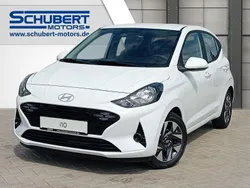 Weiß Neu 2025 Hyundai i10 Trend Kleinwagen | 17.490 € (Fairer Preis)