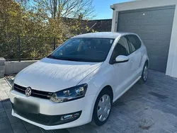 Weiß Gebraucht 2015 VW Polo Comfortline Kleinwagen | 6.999 € (Guter Preis)