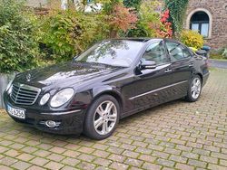 Schwarz Gebraucht 2006 Mercedes E350 Limousine | 6.400 € (Fairer Preis)