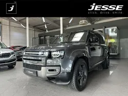 Grau Gebraucht 2021 Land Rover Defender Dynamic SUV | 58.990 € (Etwas zu teuer)