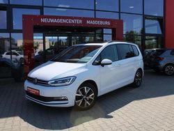 Weiß Gebraucht 2024 VW Touran Comfortline Van / Kleinbus | 34.190 € (Fairer Preis)