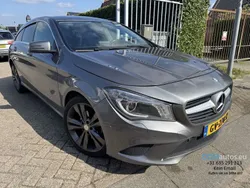 Grau Gebraucht 2015 Mercedes CLA200 Shooting Brake Edition Kombi | 8.999 €