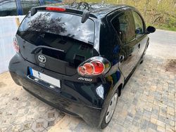 Schwarz Gebraucht 2011 Toyota Aygo Edition Kleinwagen | 3.499 € (Fairer Preis)