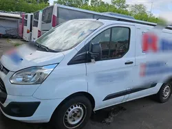 Weiß Gebraucht 2015 Ford Transit Custom Van / Kleinbus | 9.000 €