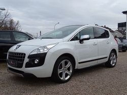 Weiß Gebraucht 2010 Peugeot 3008 Platinum SUV | 6.300 € (Fairer Preis)