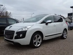 Weiß Gebraucht 2010 Peugeot 3008 Platinum SUV | 6.680 € (Fairer Preis)