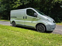 Silber Gebraucht 2006 Opel Vivaro Van | 6.450 €