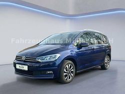 Atlantik blue metallic Gebraucht 2022 VW Touran Active Van / Kleinbus | 20.950 € (Guter Preis)