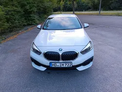 Weiß Gebraucht 2020 BMW 118 Advantage Kleinwagen | 18.200 € (Guter Preis)