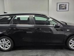 Schwarz Gebraucht 2019 Kia Ceed Sportswagon Vision Kombi | 11.900 € (Guter Preis)