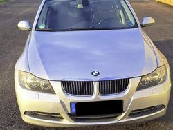 Silber Gebraucht 2007 BMW 330 Sport Line Limousine | 5.000 € (Superpreis)