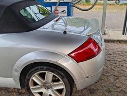 Silber Gebraucht 2005 Audi TT Roadster Cabrio | 5.700 € (Fairer Preis)