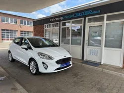 Weiß Gebraucht 2018 Ford Fiesta Titanium Kleinwagen | 10.800 € (Guter Preis)