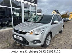 Silber Gebraucht 2009 Ford Focus Style Limousine | 3.999 € (Fairer Preis)