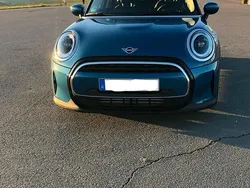 Blau Gebraucht 2021 Mini ONE Kleinwagen | 16.500 € (Guter Preis)