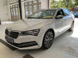 Weiß Gebraucht 2020 Skoda Superb LAURIN & KLEMENT Kombi | 27.990 € (Fairer Preis)